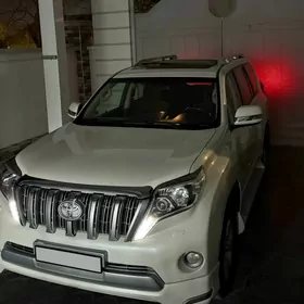 Toyota Land Cruiser Prado 2016