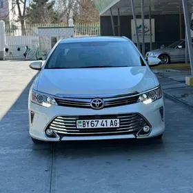 Toyota Camry 2017