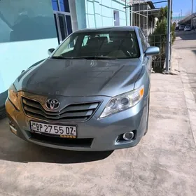 Toyota Camry 2011