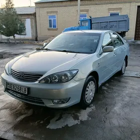 Toyota Camry 2005