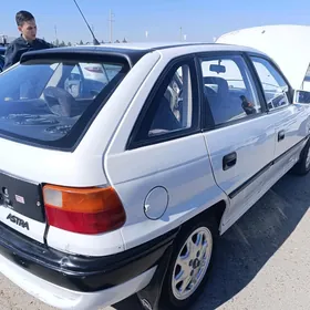 Opel Astra 1992