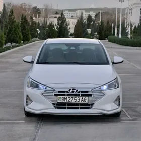 Hyundai Elantra 2019