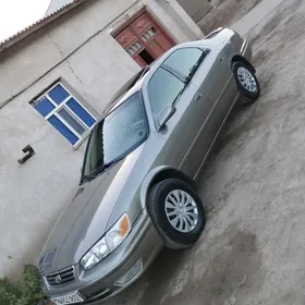 Toyota Camry 2001