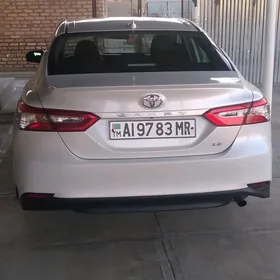 Toyota Camry 2020