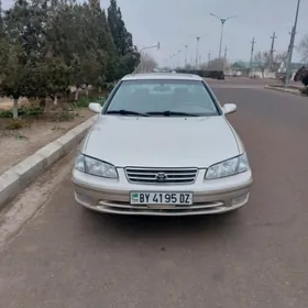 Toyota Camry 2000