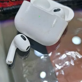 Air pods naushnikler