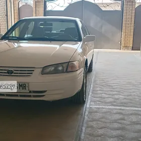 Toyota Camry 1997