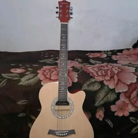 Gitara  Caesar