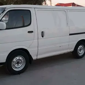 Toyota Hiace 1995