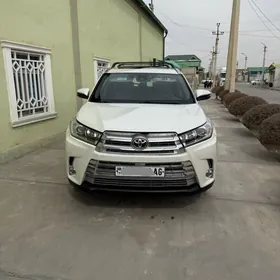 Toyota Highlander 2019