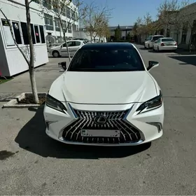 Lexus ES 350 2022