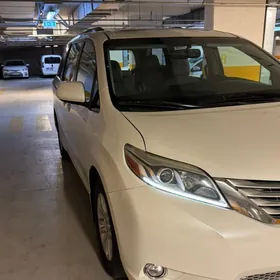 Toyota Sienna 2017