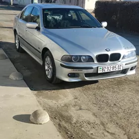 BMW E39 1999