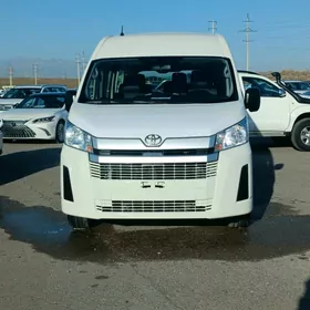 Toyota Hiace 2024