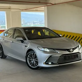 Toyota Camry 2023