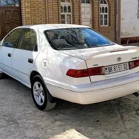 Toyota Camry 2001