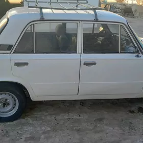 Lada 2104 1988