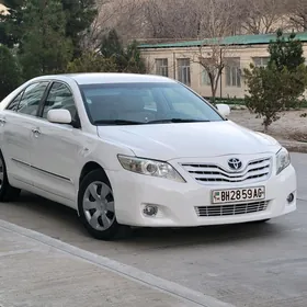 Toyota Camry 2010