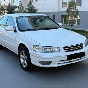 Toyota Camry 1997