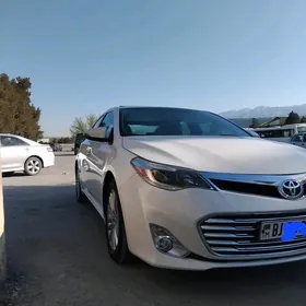 Toyota Avalon 2013