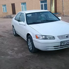 Toyota Camry 1998