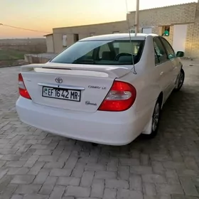 Toyota Camry 2004