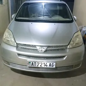 Toyota Sienna 2003