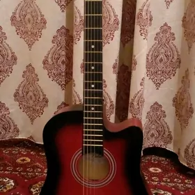 gitara akustik