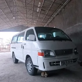 Toyota Hiace 2001