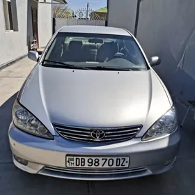 Toyota Camry 2004