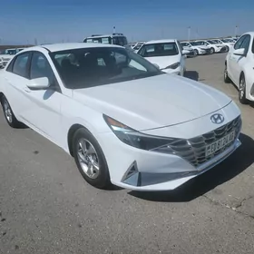 Hyundai Elantra 2021