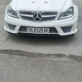 Mercedes-Benz C300 2009