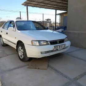 Toyota Carina 1995