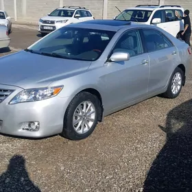 Toyota Camry 2011