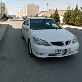 Toyota Camry 2005