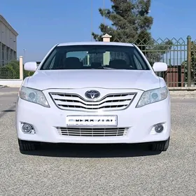 Toyota Camry 2010