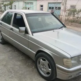 Mercedes-Benz 190E 1989