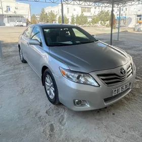 Toyota Camry 2011