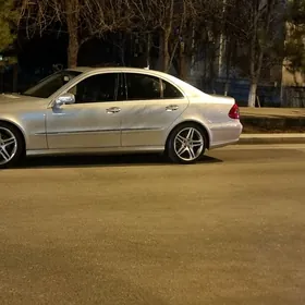 Mercedes-Benz E350 2006