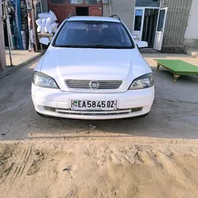 Opel Astra 2003