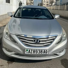 Hyundai Sonata 2011