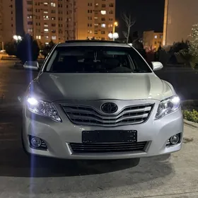 Toyota Camry 2010