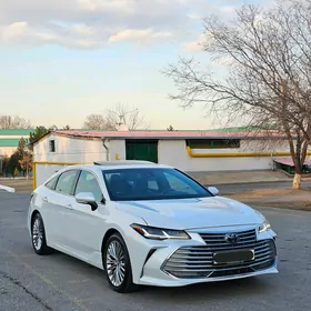 Toyota Avalon 2019