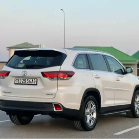 Toyota Highlander 2019