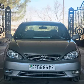 Toyota Camry 2005