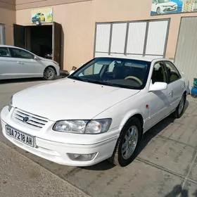 Toyota Camry 1999