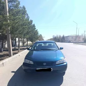 Toyota Camry 1998