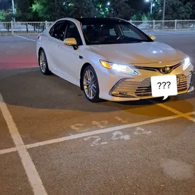 Toyota Camry 2023