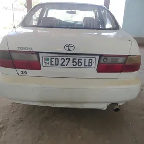 Toyota Corona 1997