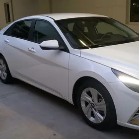 Hyundai Elantra 2021